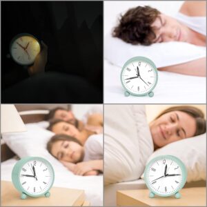 Round Silent Analog Desk Clock blue